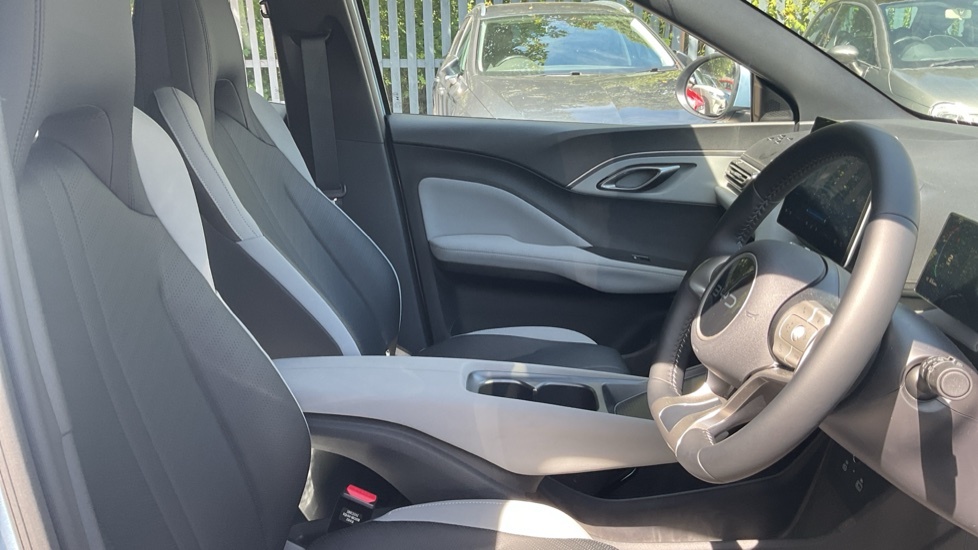 Byd Dolphin 65Kw Active 30Kwh White #11
