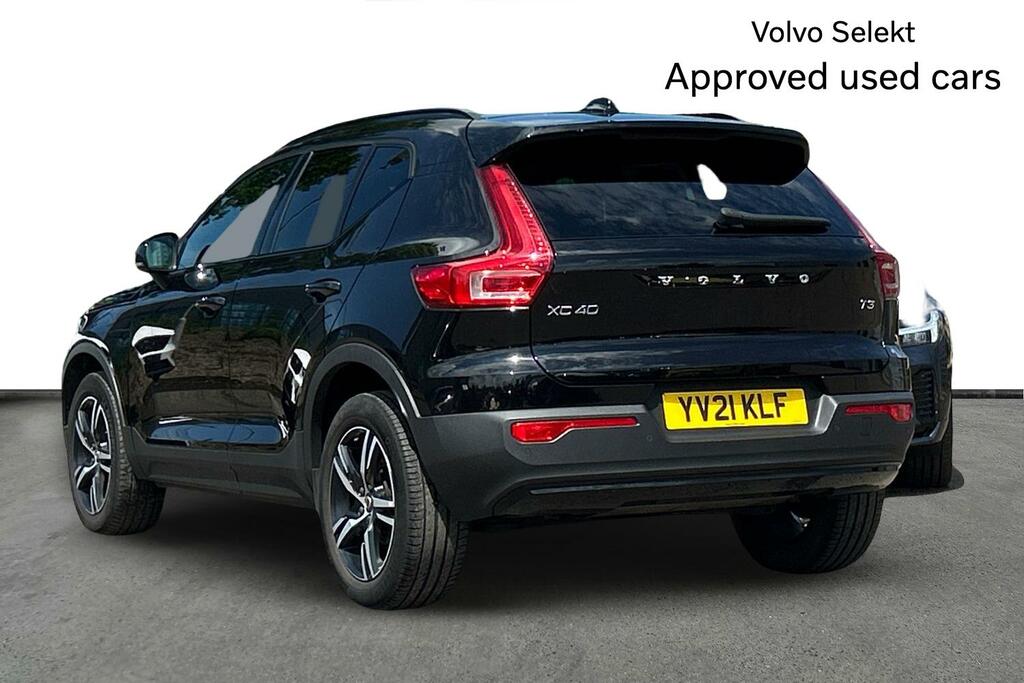 Volvo XC40 R-design, T3 Black #3