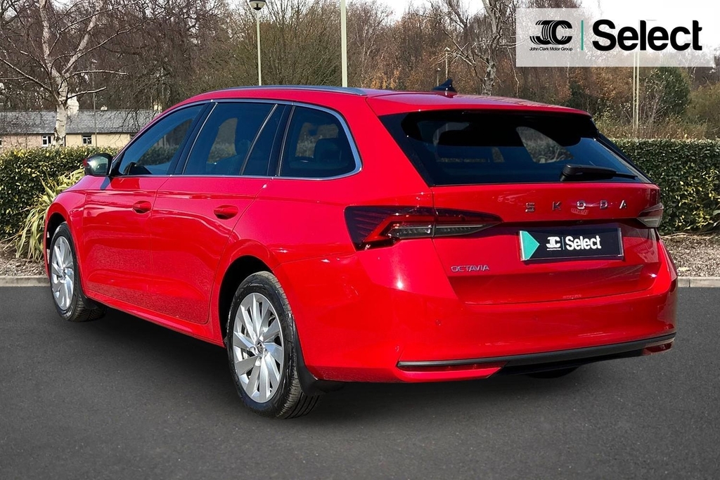 Skoda Octavia 2.0 Tdi First Edition Estate Dsg Euro 6 Red #4