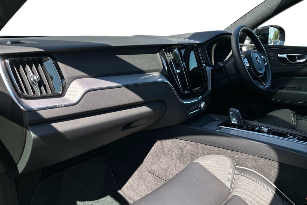Volvo XC60 Recharge R-design, T6 Awd Plug-in Hybrid Blue #2