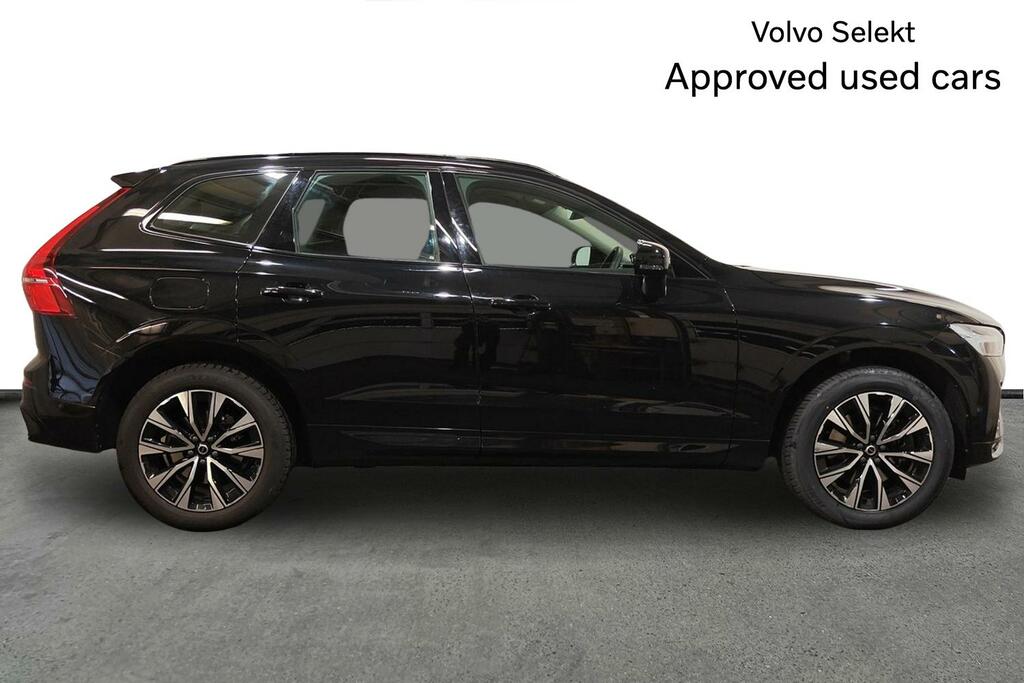 Volvo XC60 2.0 B4p Plus Dark Geartronic Black #4