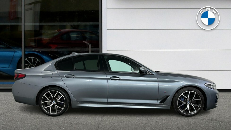 BMW 5 Series 530D Xdrive M Sport Saloon ST72DCU #3