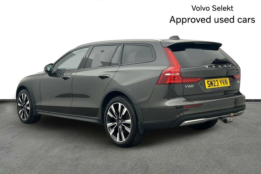 Volvo V60 Ultimate, B5 Awd Mild Hybrid, Bright Grey #3