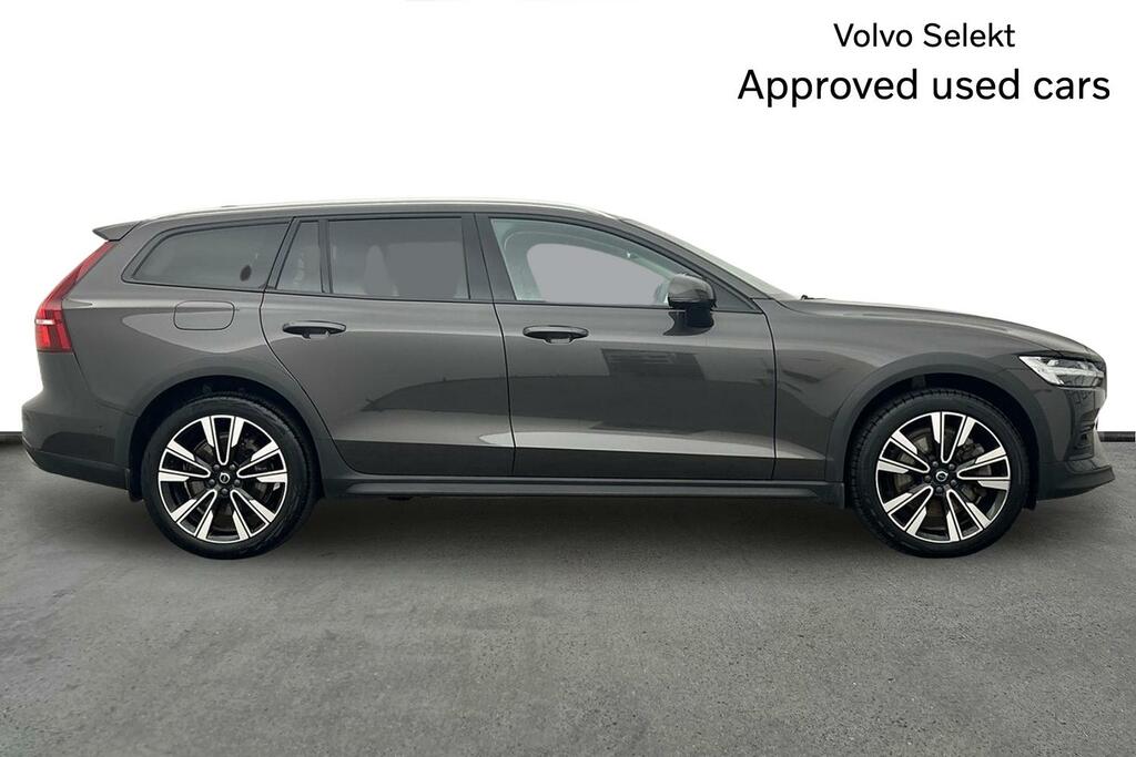 Volvo V60 Ultimate, B5 Awd Mild Hybrid, Bright Grey #4