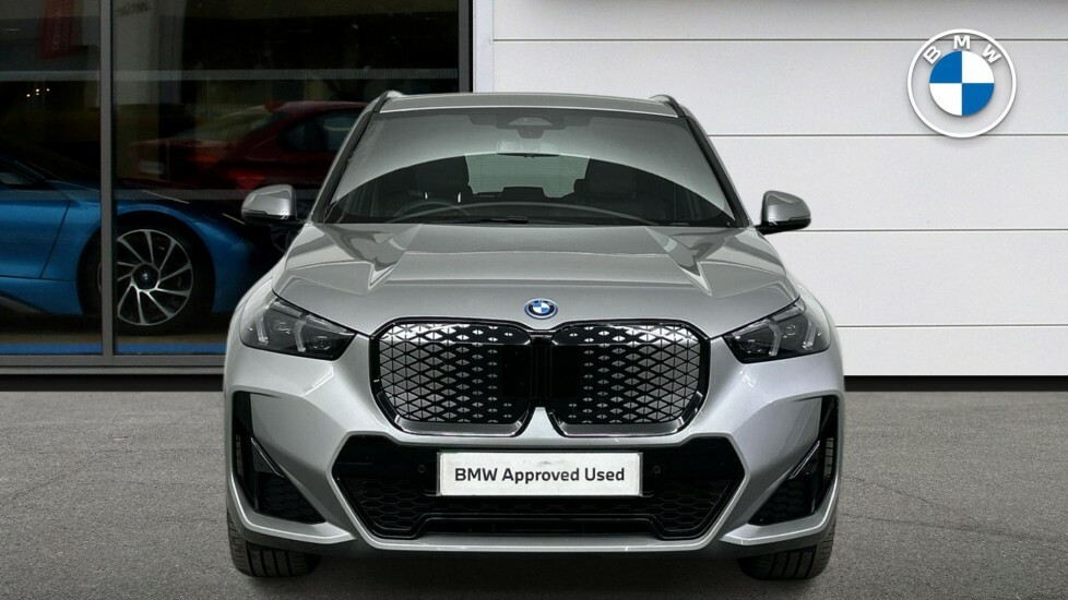 BMW iX1 150Kw Edrive20 Shadow Edition 65Kwh Green #16