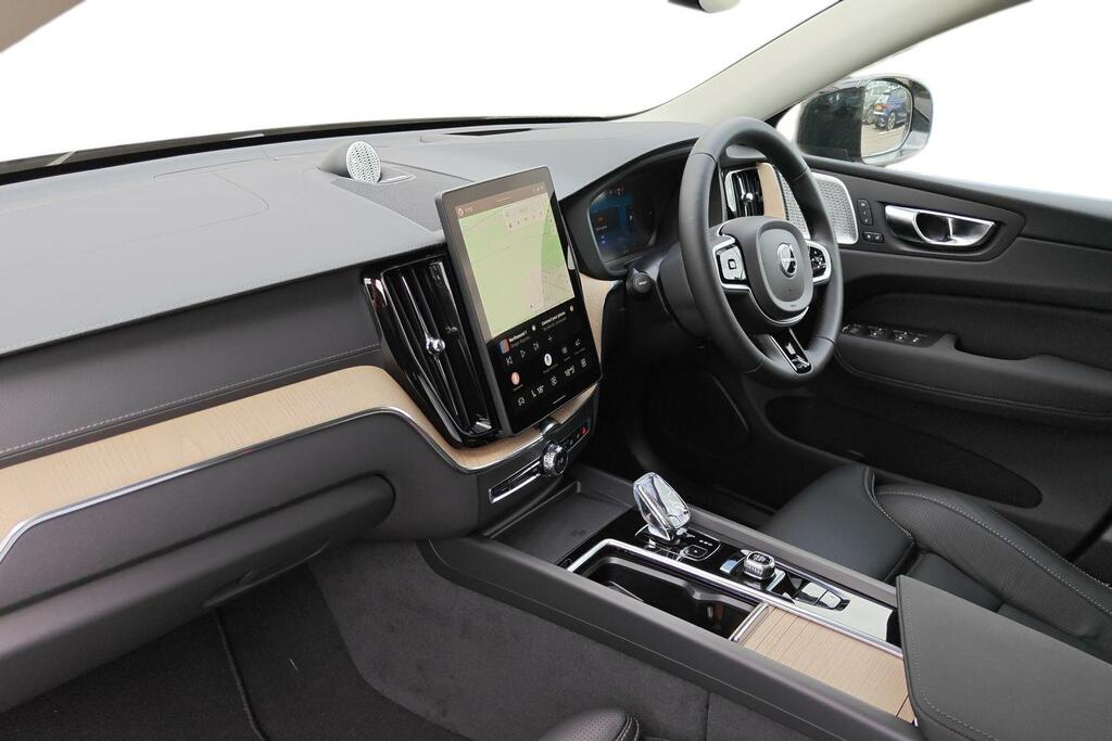 Volvo XC60 2.0 T8 455 Phev Ultra Dark Awd Geartronic Gold #2