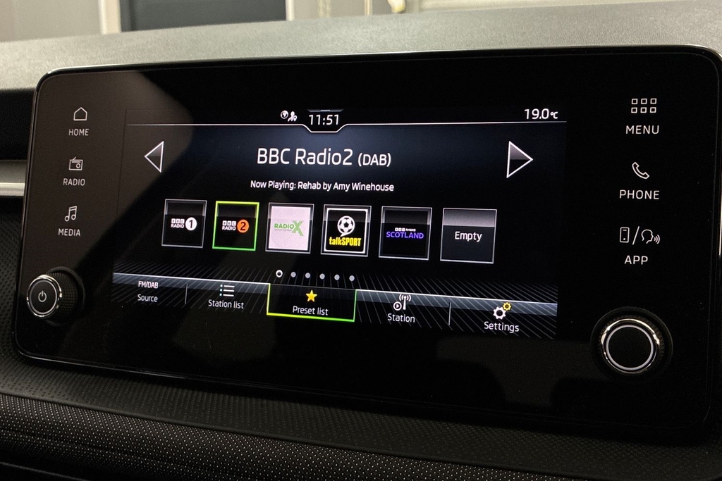 Skoda Fabia 1.0 Tsi Design Edition Black #12