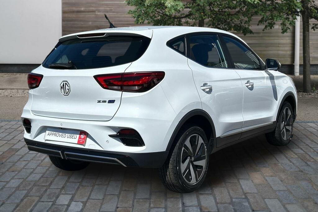 MG ZS 72.6Kwh Se Long Range Suv 156 P White #3