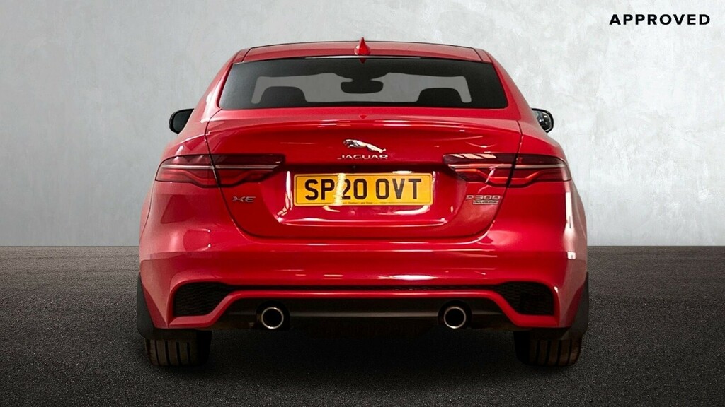 Jaguar XE P300 R-dynamic Hse Awd Red #6