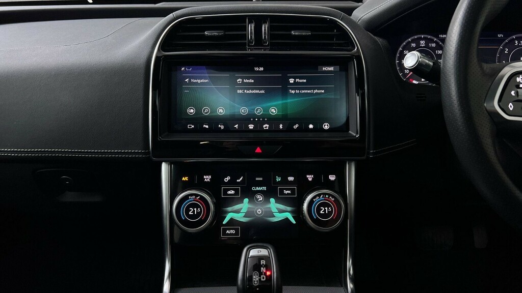 Jaguar XE 2.0 Reims Edition Blue #14