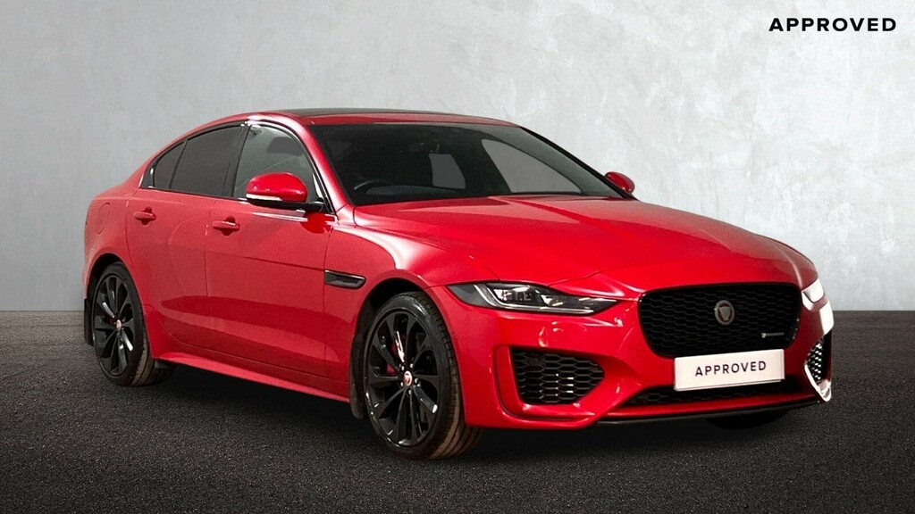 Jaguar XE P300 R-dynamic Hse Awd Red
