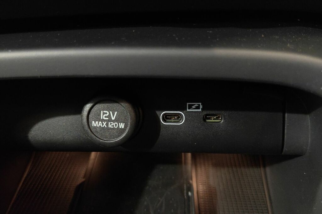Volvo XC40 Recharge 69Kwh Plus Grey #21