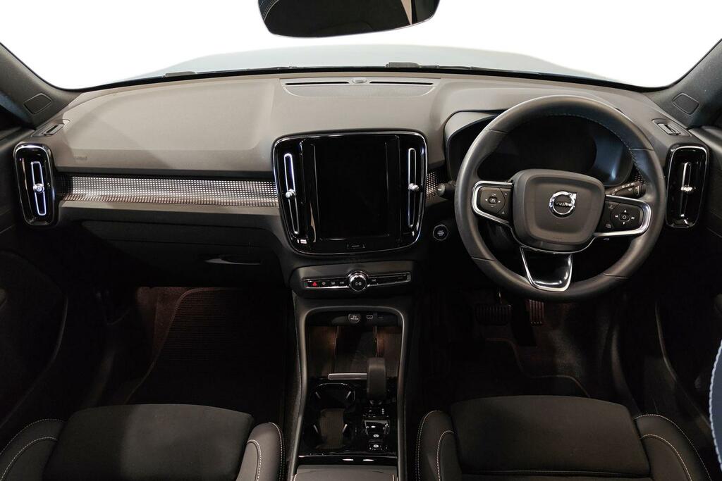 Volvo XC40 2.0 B4p Plus Dark Blue #6