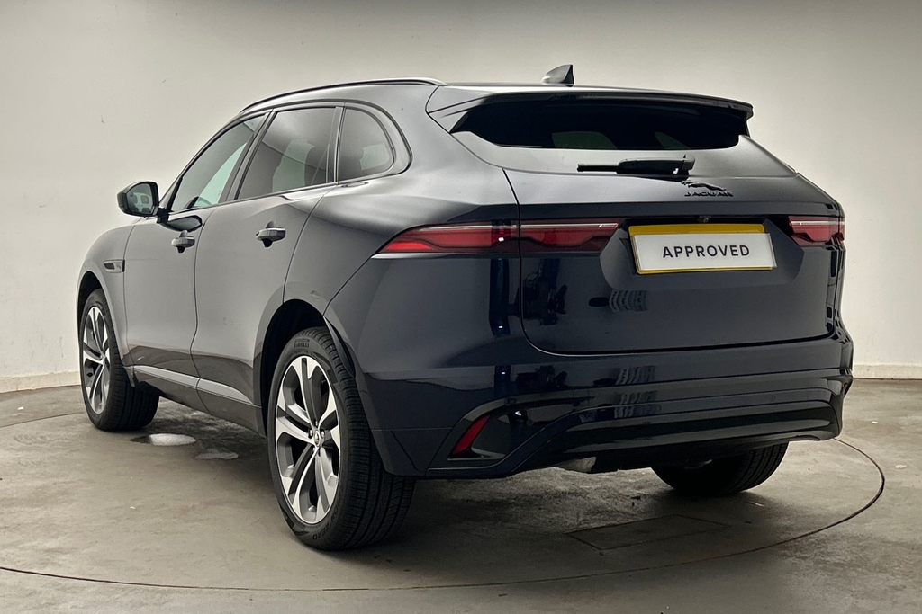 Jaguar F-Pace D200 R-dynamic Hse Black Blue #2