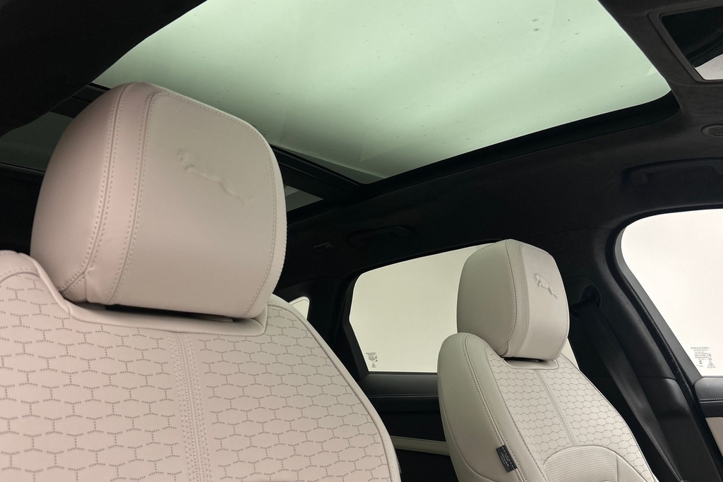 Jaguar F-Pace 2.0 D200 Mhev R Dynamic Se Black Suv Au Black #22
