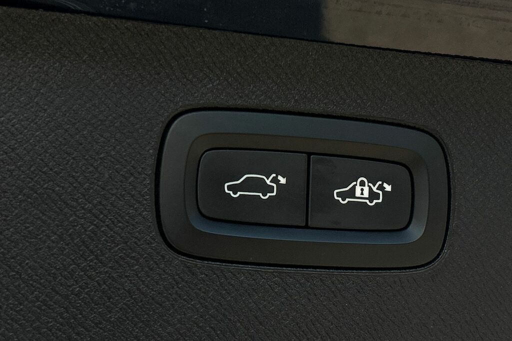 Volvo XC90 Recharge T8 Ultimate  #29