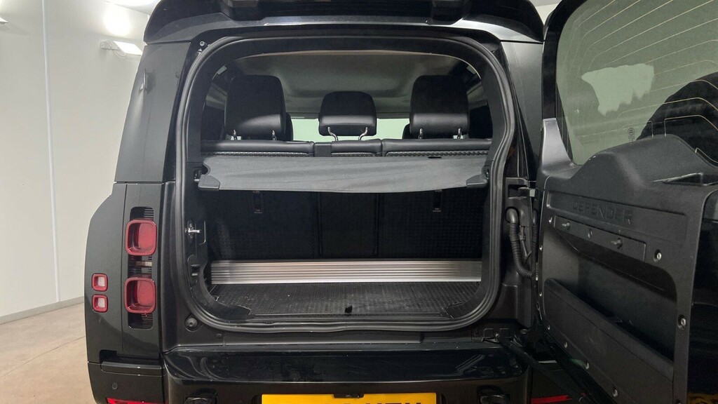 Land Rover Defender 90 Defender X-dynamic Se D Mhev White #10