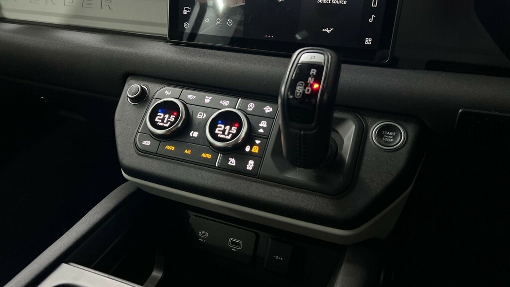 Land Rover Defender 110 X-dynamic Se Grey #13