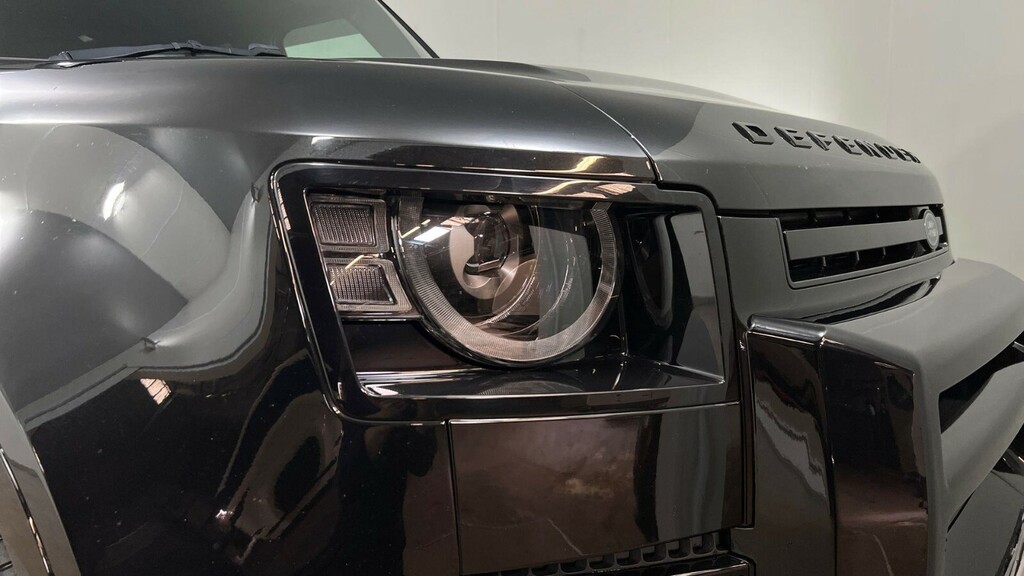 Land Rover Defender 110 Defender X-dynamic S Phev Grey #17