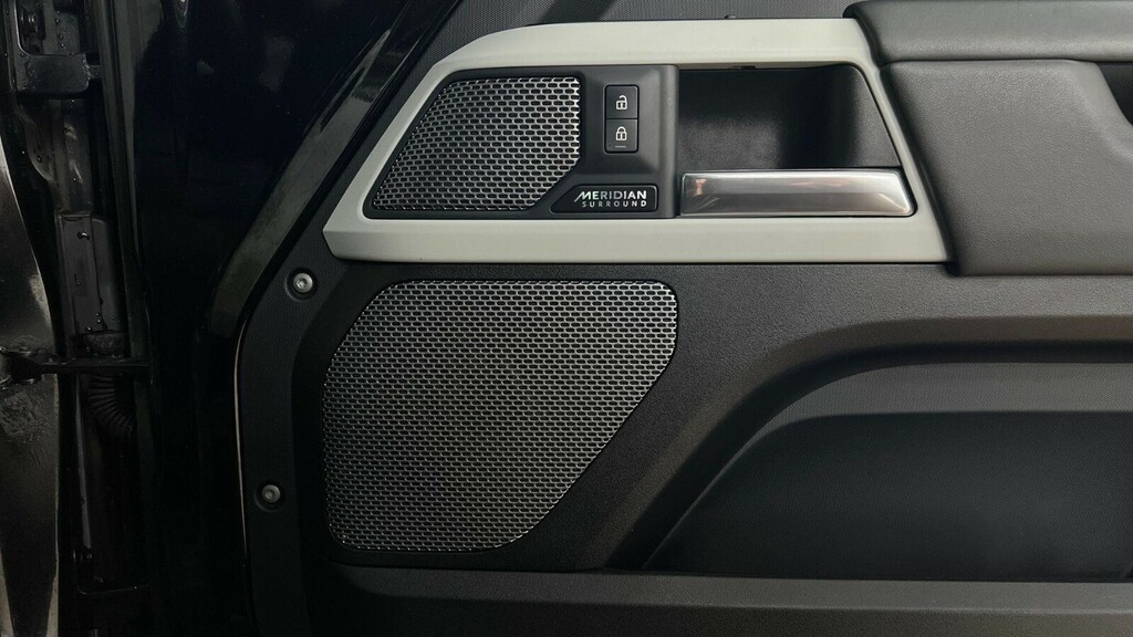 Land Rover Defender 110 Defender X-dynamic S Phev Grey #24