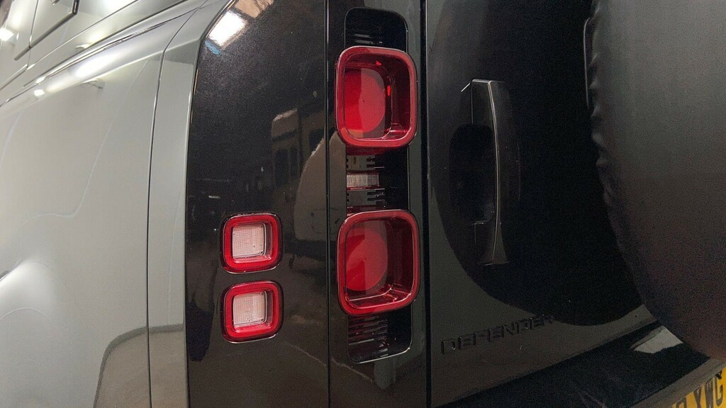 Land Rover Defender 110 Defender X-dynamic S Phev Grey #19