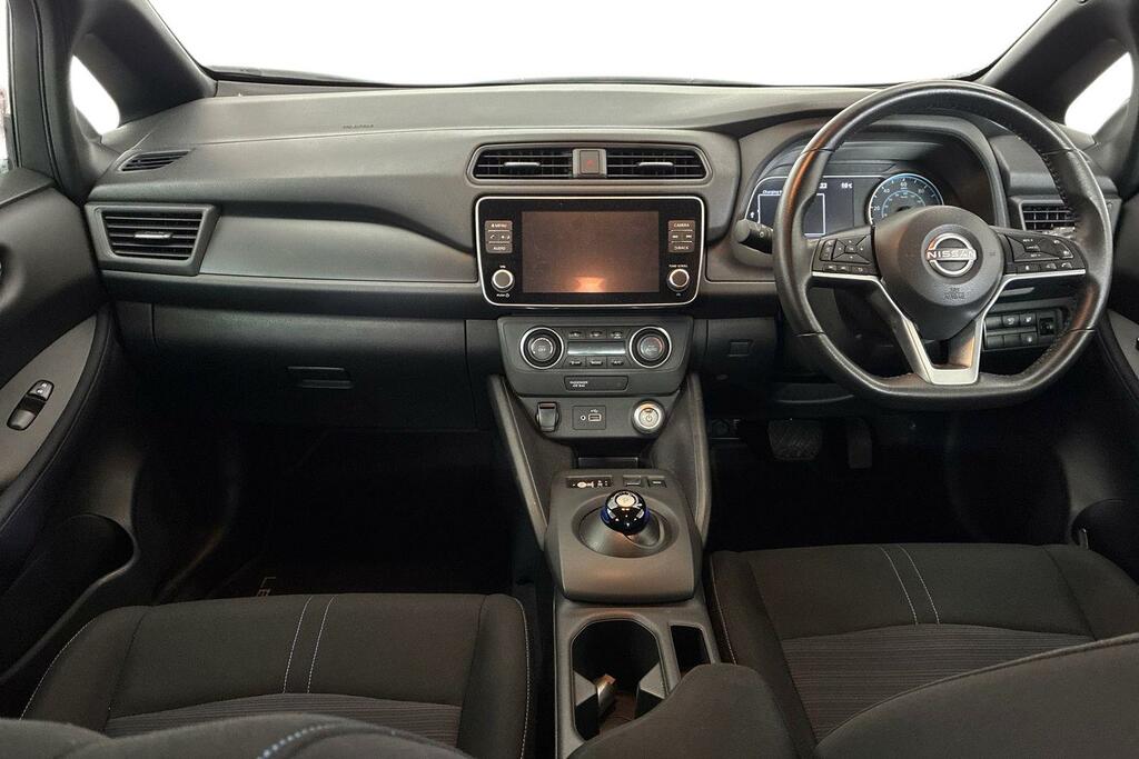 Nissan Leaf 39Kwh Acenta Hatchback 150 Ps Red #5