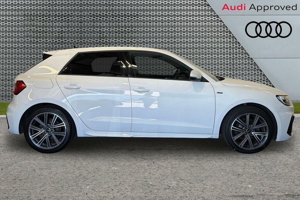 Audi A1 S Line 25 Tfsi 95 Ps 5-Speed SV73NWY White #4