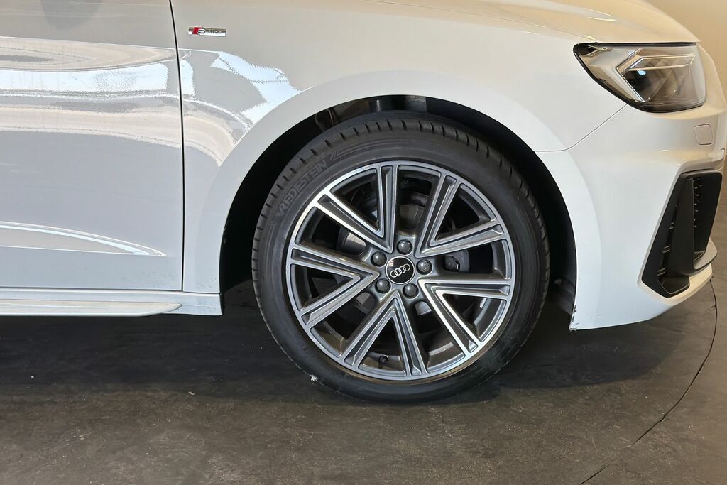 Audi A1 S Line 25 Tfsi 95 Ps 5-Speed SV73NWY White #5