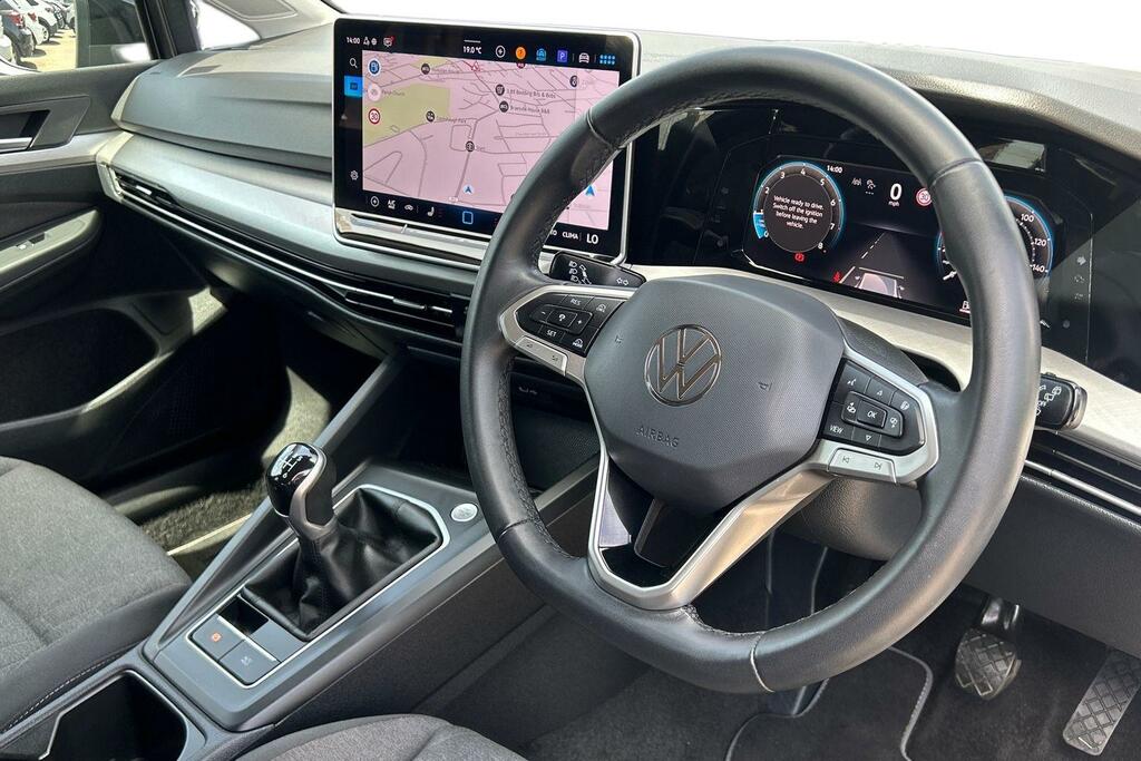 Volkswagen Golf 1.5 Tsi Match Black #6