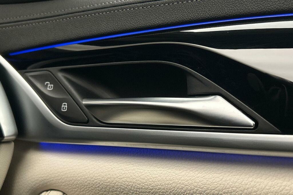 BMW 5 Series 530E Xdrive M Sport Pro Pack Blue #23