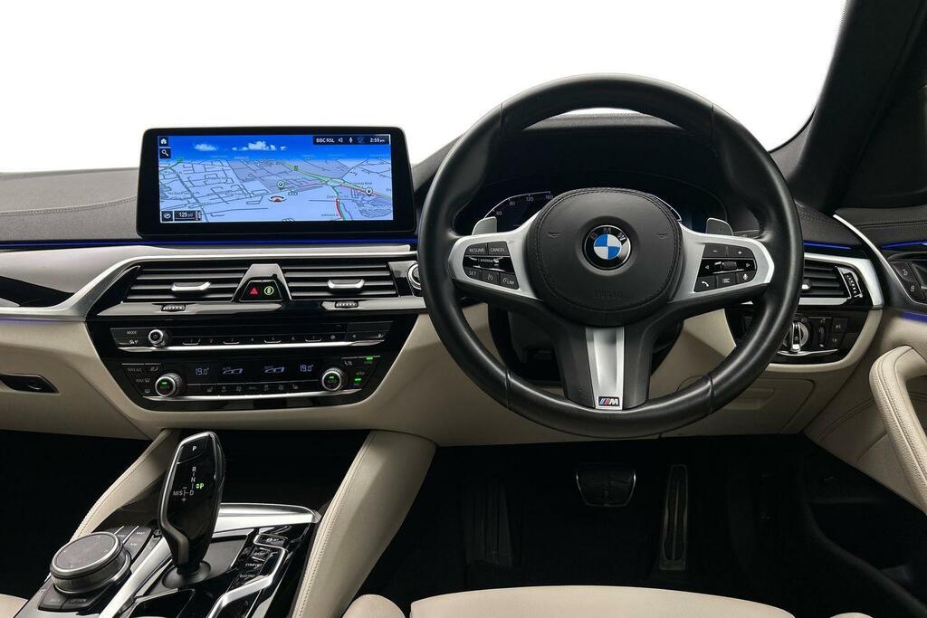 BMW 5 Series 2.0 520D Mht M Sport Steptronic Xdrive Euro 6 Ss Blue #5
