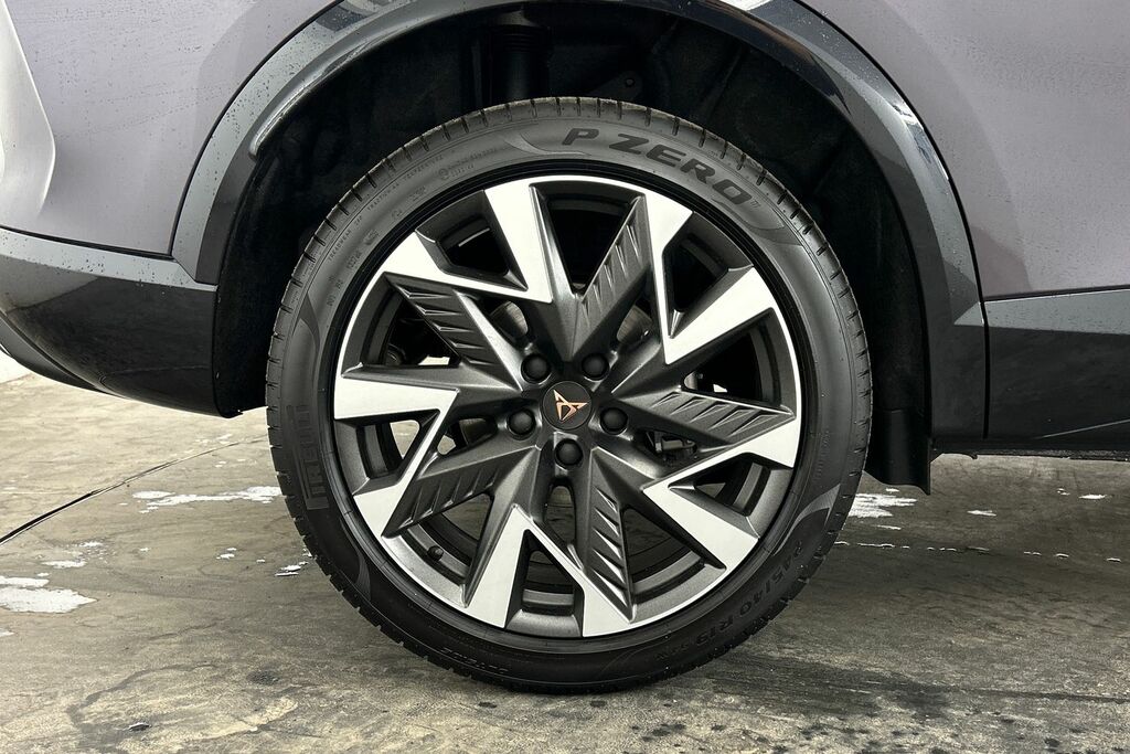 Cupra Formentor 1.5 Etsi 150 V2 Dsg Purple #5