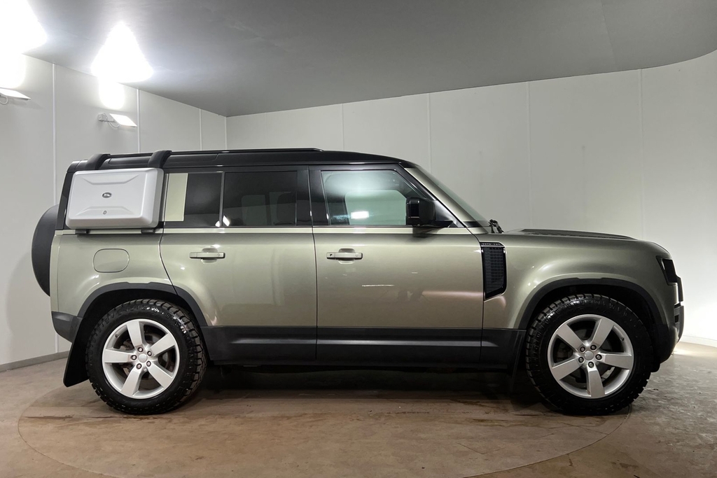 Land Rover Defender 110 D240 First Edition Green #5