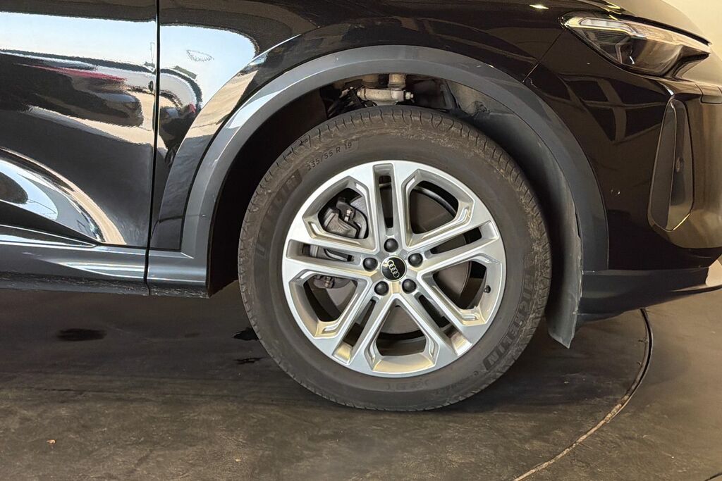 Audi Q5 Suv Sport Tdi Quattro 204 Ps S Tronic SW25DNO Black #5