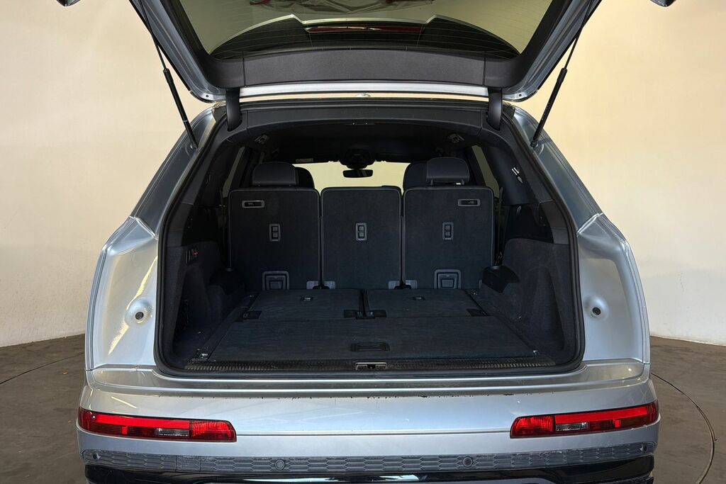 Audi Q7 55 Tfsi Quattro S Line Tiptronic 2023 Grey #11