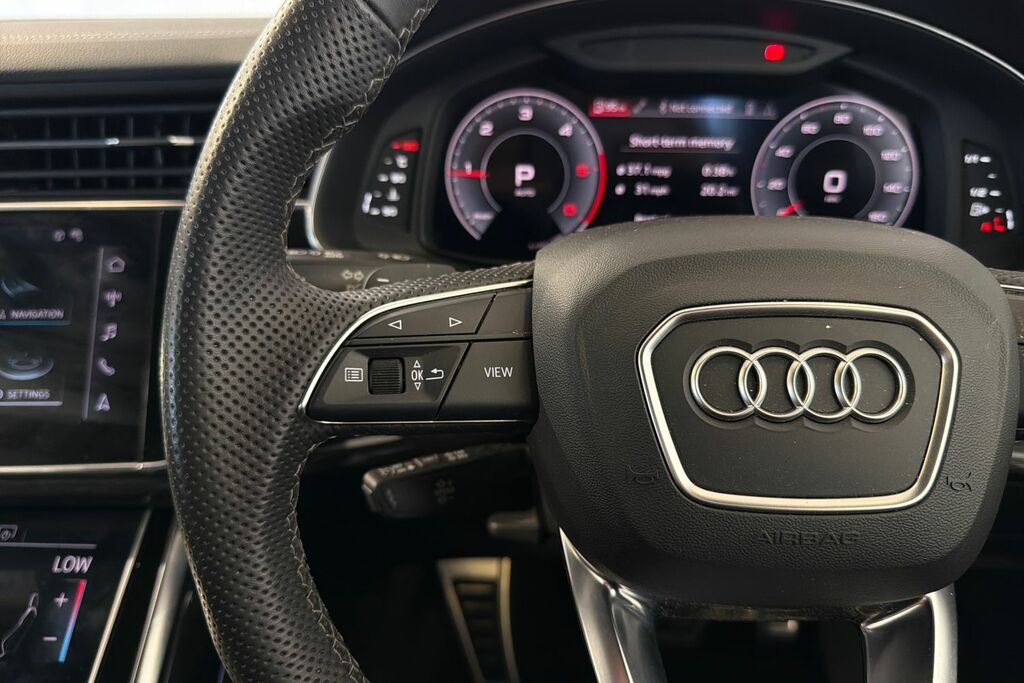 Audi Q7 55 Tfsi Quattro S Line Tiptronic 2023 Grey #14