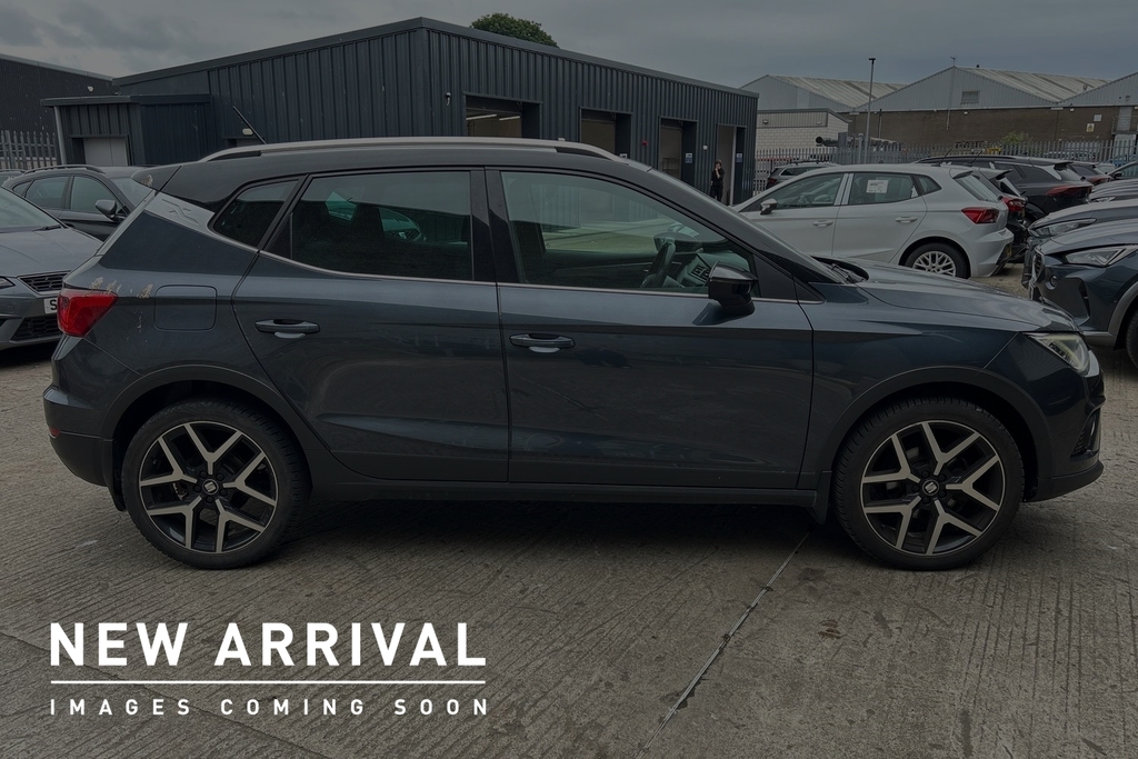 Seat Arona 1.5 Tsi Evo Fr Sport Ez Grey #4