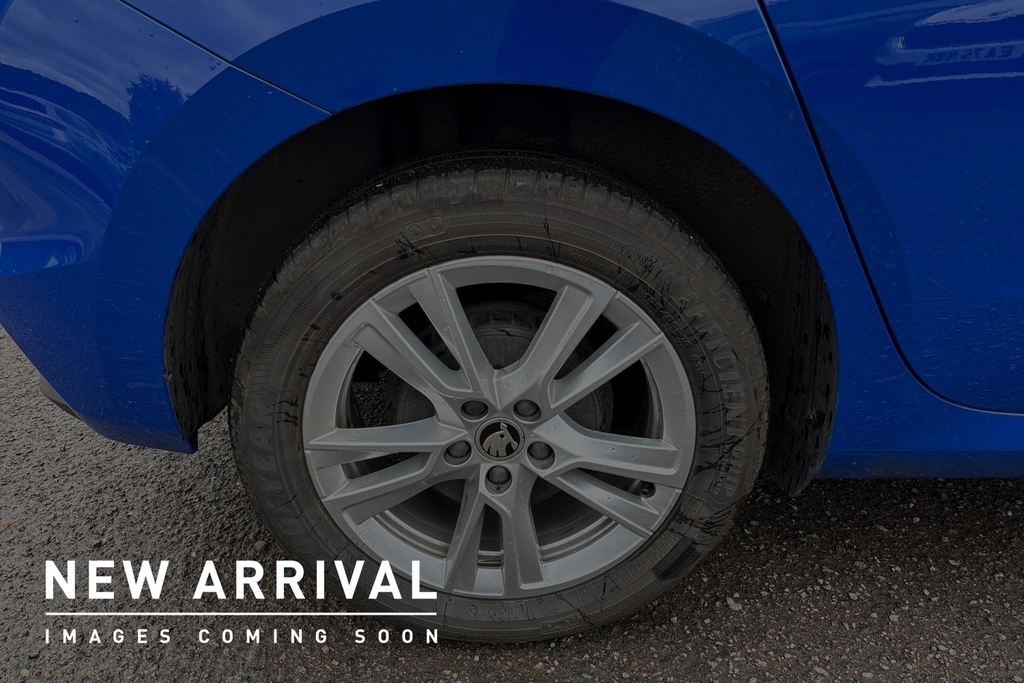 Skoda Fabia 1.0 Tsi 116 Se L Blue #5