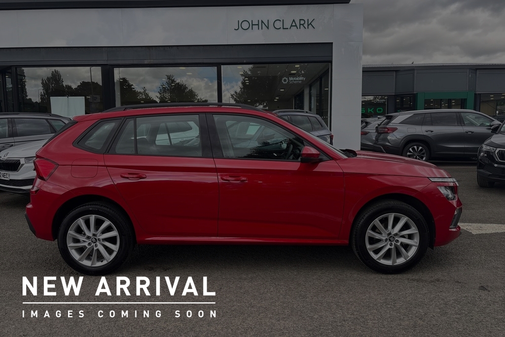 Skoda Kamiq 1.0 Tsi 95 Se Edition Red #4