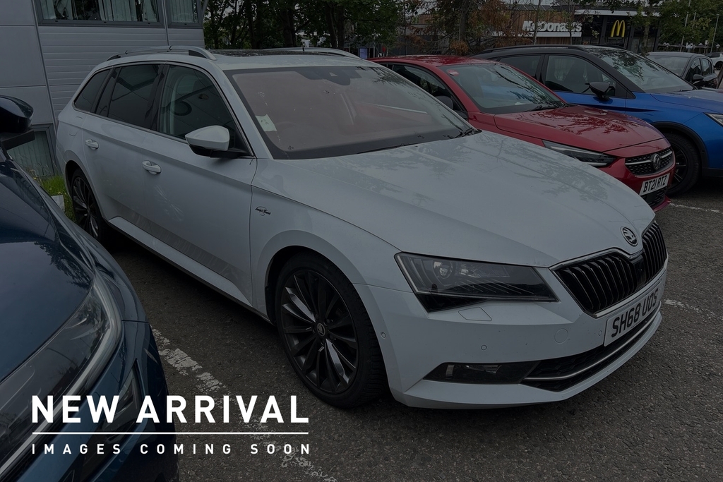 Skoda Superb 2.0 Tdi Cr 190 Laurin Klement Dsg 7 Speed White