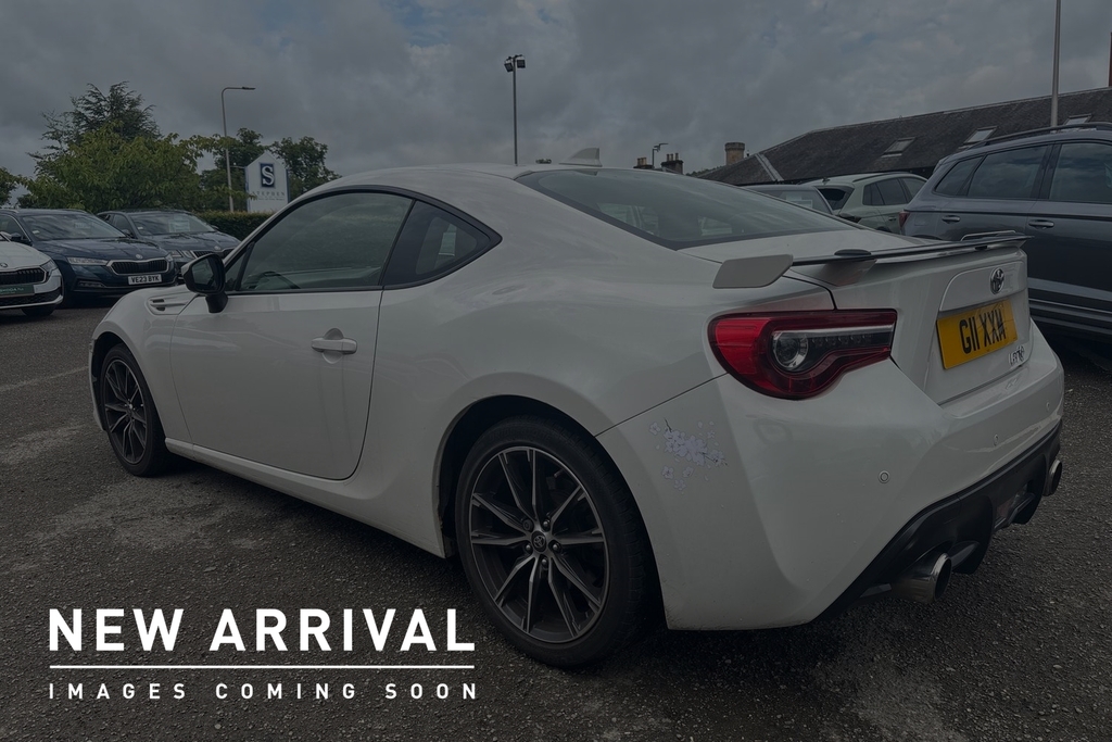 Toyota GT86 2.0 D-4s Pro White #3
