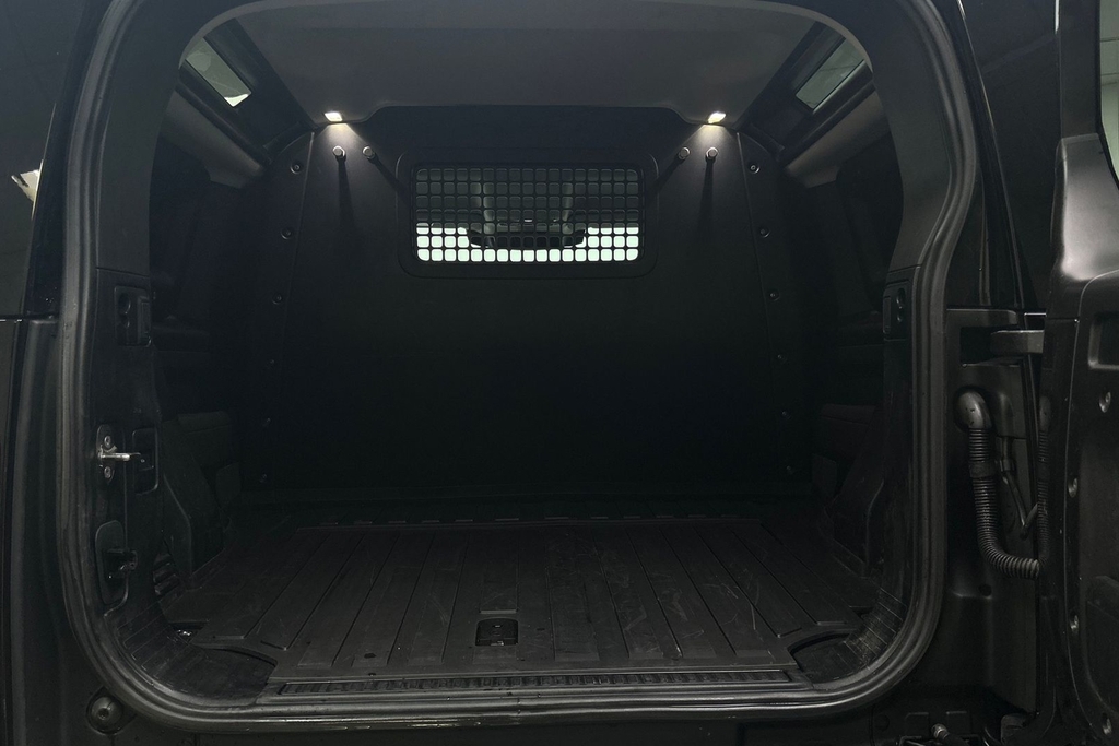 Land Rover Defender 90 Estate Grey #10