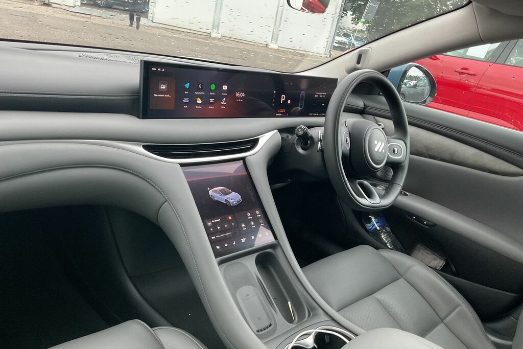 MG IM5 75Kwh Standard Range Saloon ST26LVH Blue #6