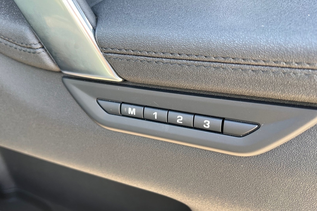 Land Rover Discovery Sport D200 Dynamic Se Red #24