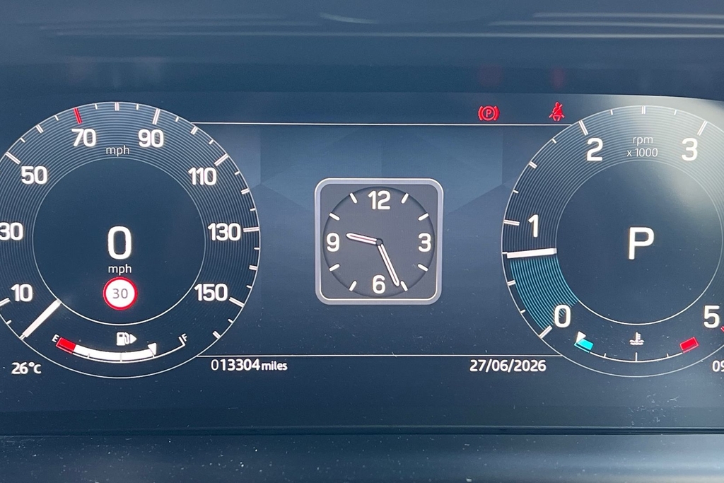 Land Rover Discovery Sport D200 Dynamic Se Red #15