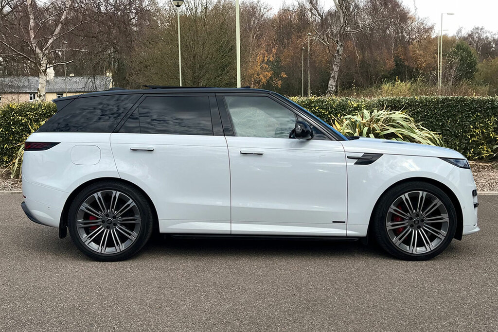 Land Rover Range Rover Sport D300 Autobiography White #5