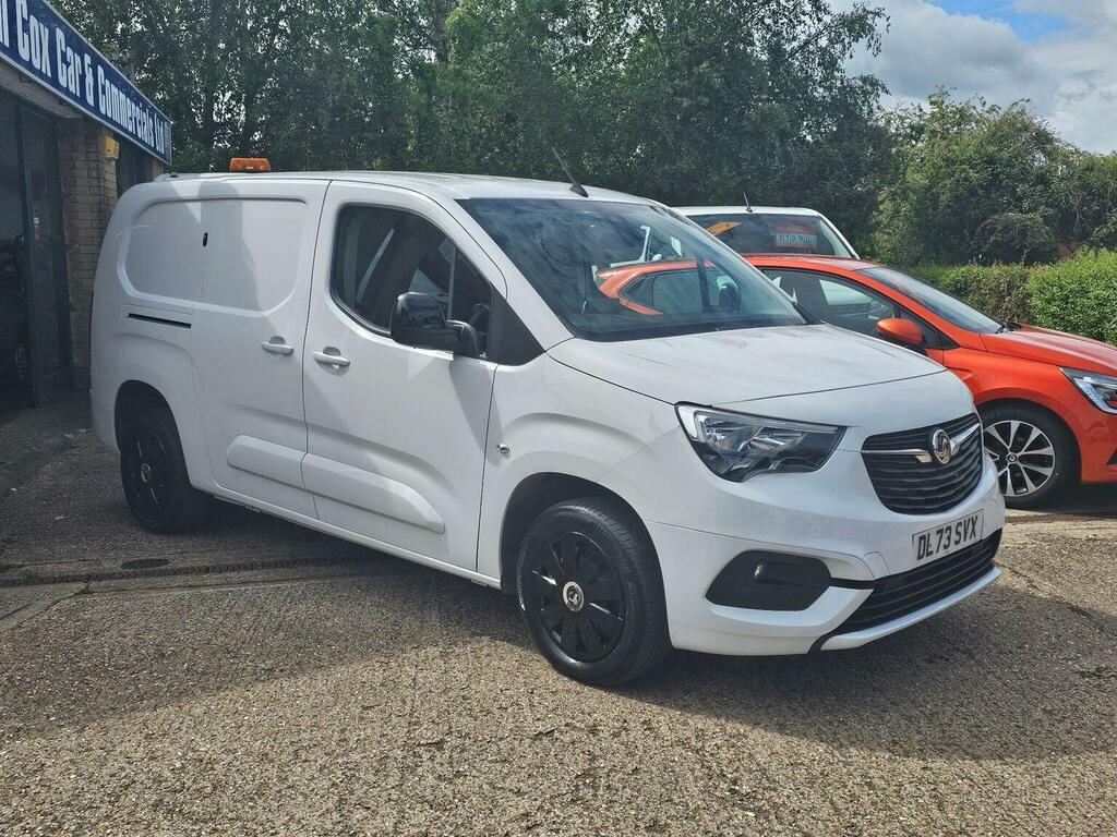 Vauxhall Combo Panel Van 1.5 Turbo D 2300 Pro L2 H1 Euro 6 Ss DL73SVX White #3