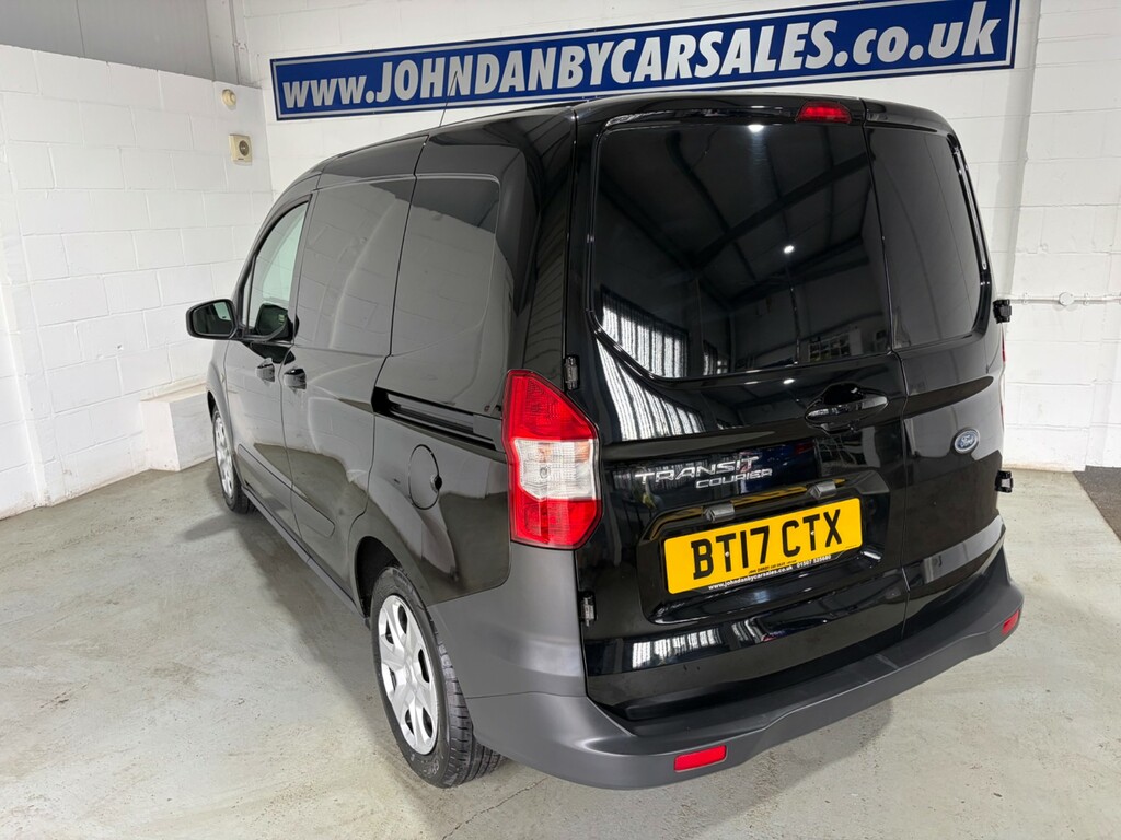 Ford Transit Courier 1.5L Sport Red #7
