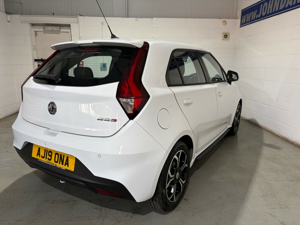 MG MG3 Excite Red #9