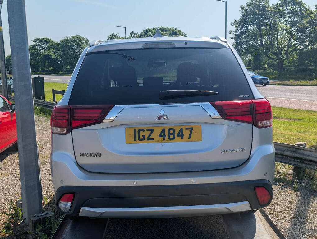 Mitsubishi Outlander Di-d 3 Silver #5